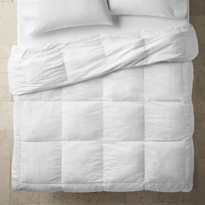 Twin Ultra Weight Down Blend Comforter - Casaluna™ 4 Twin Ultra Weight Down Blend Comforter - Casaluna™ - Image 2
