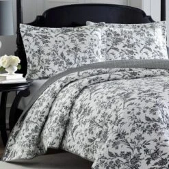 Amberley Quilt Set Laura Ashley -Home Decoration Shop GUEST 4830aacd 0d7d 4b34 9ad5 39ceb0a76cf2