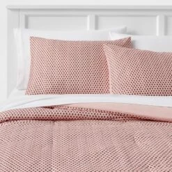 Strawberry Print Reversible Microfiber Comforter & Sheet Set Light Pink - Room Essentials™ 17 Strawberry Print Reversible Microfiber Comforter & Sheet Set Light Pink - Room Essentials™ -Home Decoration Shop GUEST 509e45d1 864d 4b14 8596 d95b17988f3b
