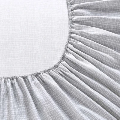 Tommy Bahama Sateen Bonus Sheet Set 5 Tommy Bahama Sateen Bonus Sheet Set - Image 3