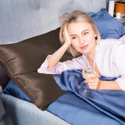 PiccoCasa Zip Closure Smooth 22momme Soft Silk Pillowcase 4 PiccoCasa Zip Closure Smooth 22momme Soft Silk Pillowcase - Image 2