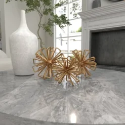 Set Of 3 Geometric 3D Star Metal Sculptures Gold - Olivia & May -Home Decoration Shop GUEST 574cfc40 7a23 4325 9d45 81fab823a966