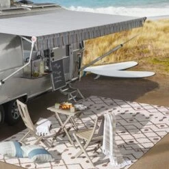 Nokat Modern Bohemian Inspired Indoor/Outdoor Area Rug - JONATHAN Y -Home Decoration Shop GUEST 627cb728 9e1d 4b25 bdd7 0dfbfa494d97