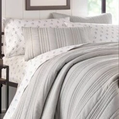 Whitehills Reversible Quilt & Sham Set - Stone Cottage 9 Whitehills Reversible Quilt & Sham Set - Stone Cottage -Home Decoration Shop GUEST 7663f4b6 2503 4f33 8845 cab3d0102152