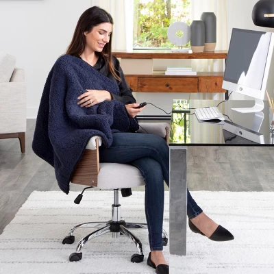 Heated Blanket 2-Pack - USB-Powered Fleece Throw Blankets For Travel, Home, Office, Or Camping - Winter Car Accessories By Stalwart (Navy Blue) 12 Heated Blanket 2-Pack - USB-Powered Fleece Throw Blankets For Travel, Home, Office, Or Camping - Winter Car Accessories By Stalwart (Navy Blue) - Image 10