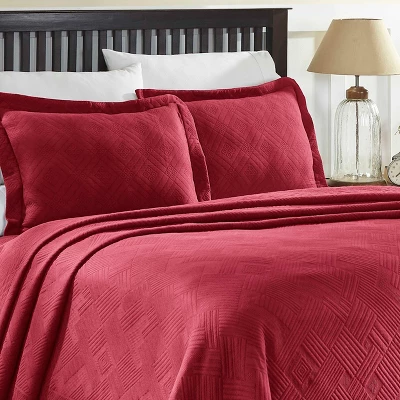 Geometric Textured Jacquard Matelass Cotton 3-Piece Bedspread Set By Blue Nile Mills 3 Geometric Textured Jacquard Matelass Cotton 3-Piece Bedspread Set By Blue Nile Mills