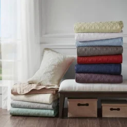 Vancouver Reversible Bedspread Set - Madison Park -Home Decoration Shop GUEST ad8ba82d 77af 4d04 9ebd 1f5f75df8d5b