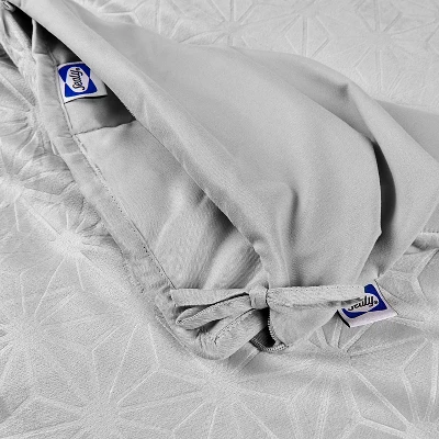 48"x72" Clean Comfort 15lbs Weighted Blanket With Removable Cover Gray - Sealy 4 48"x72" Clean Comfort 15lbs Weighted Blanket With Removable Cover Gray - Sealy - Image 2