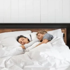 Lightweight Down Alternative Comforter - Tuft & Needle -Home Decoration Shop GUEST d14af6a3 0eb5 496b b978 3ab5936d4462