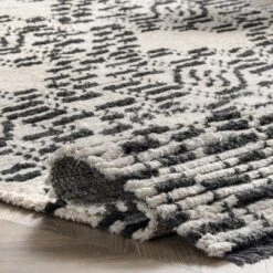 NuLOOM Celia Soft Shag Abstract Aztec Fringe Area Rug -Home Decoration Shop GUEST d64ff86a 06d9 44a2 9cf0 47fa8a5a8c76