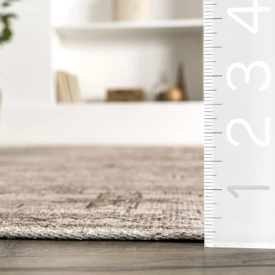 NuLOOM Amie Persian Border Machine Washable Area Rug 4 NuLOOM Amie Persian Border Machine Washable Area Rug - Image 2