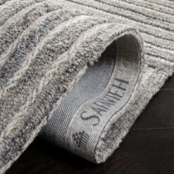 Southampton SHA301 Hand Tufted Area Rug - Safavieh -Home Decoration Shop GUEST f2232dff bcbf 4f09 a151 81b78aafe9ee